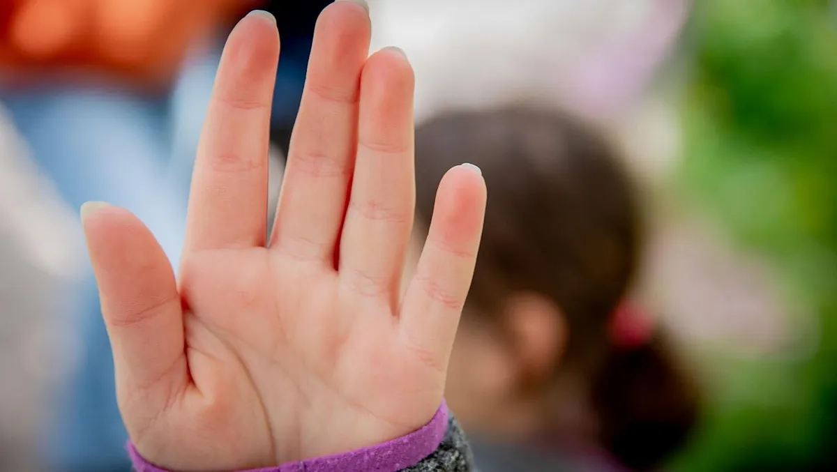 Hand zeigt Stopp; Foto: Pixabay