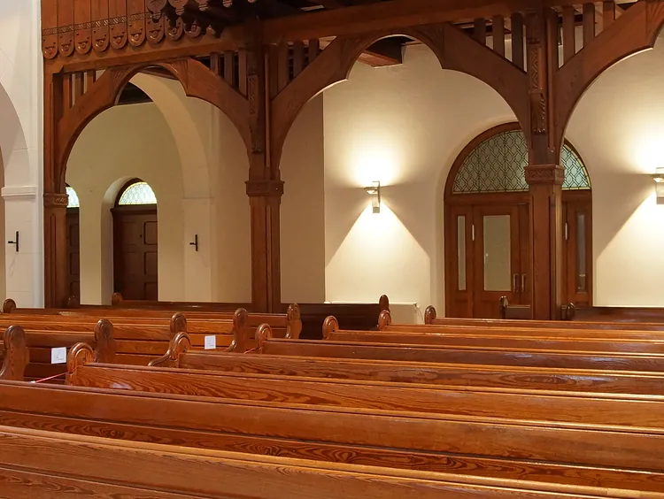 Bänke in der Schlosskirche