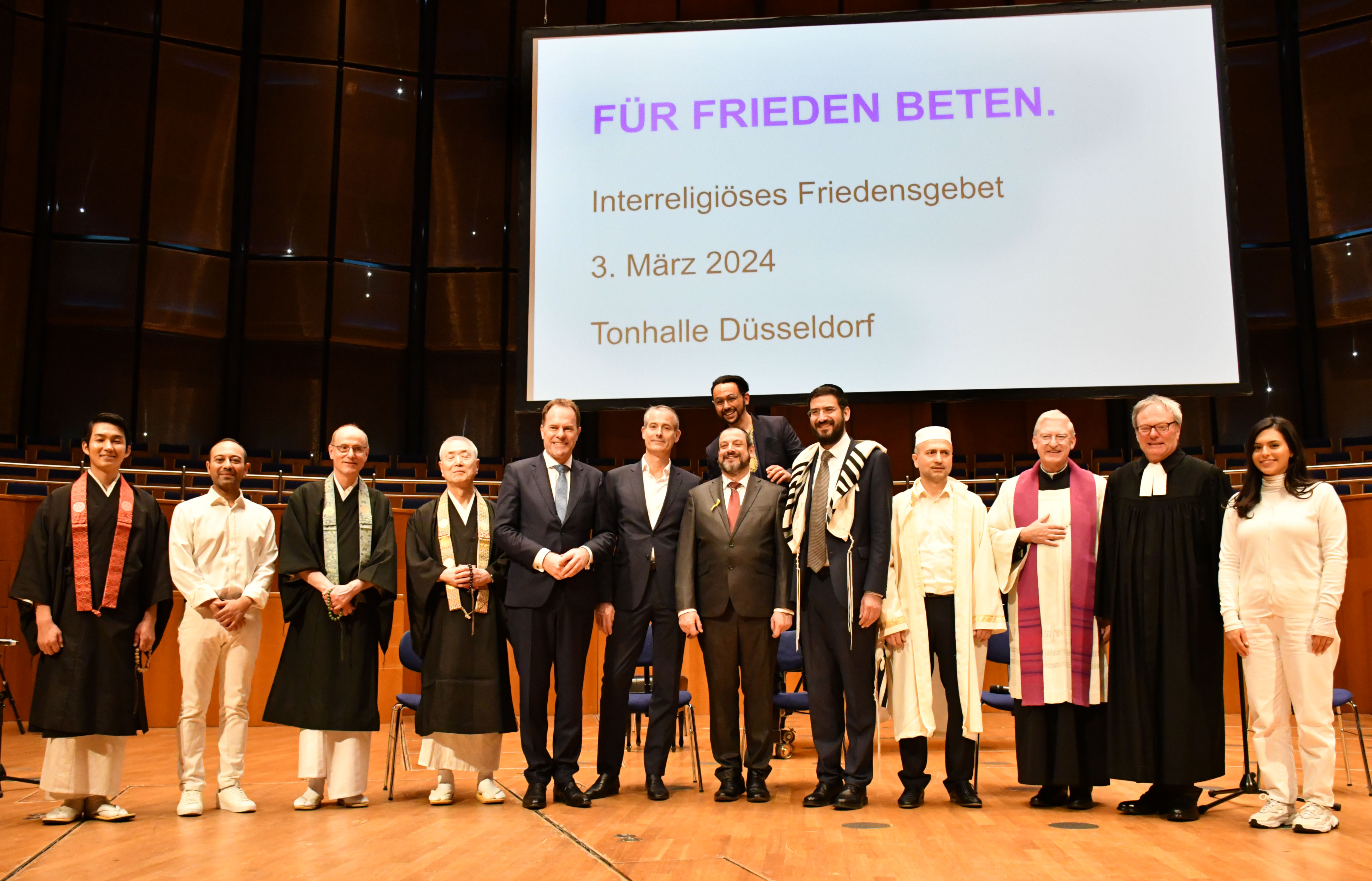 Friedensgebet der ACK; Quelle: Katholische Kirche Düsseldorf