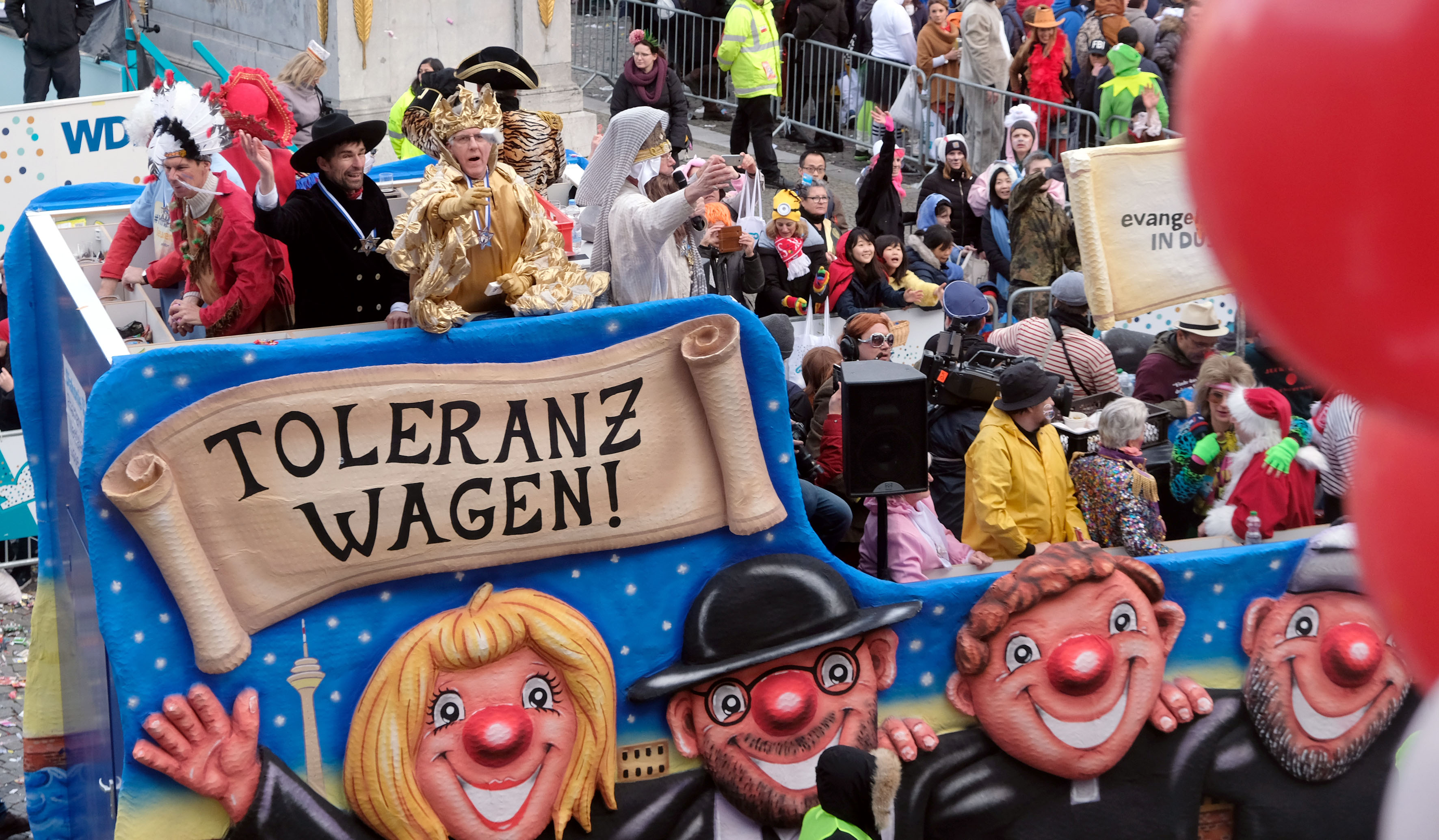 Toleranzwagen im Düsseldorfer Karneval; Foto: evdus